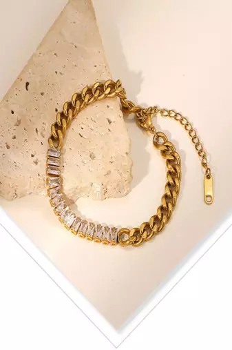 White zircon 18k goldplated curb chain bracelet