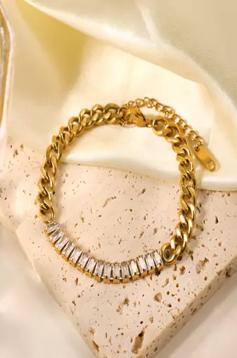 White zircon 18k goldplated curb chain bracelet