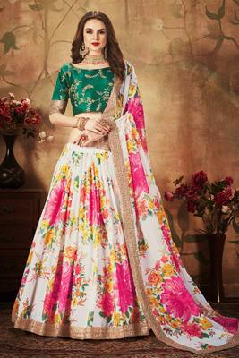 WHITE & GREEN COLORED DORI, ZARI, AND SEQUINS EMBROIDERED & DIGITAL FLORAL PRINTED ORGANZA PARTY WEAR LEHENGA 1