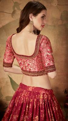 MAROON & PEACH COLORED DORI, ZARI, AND SEQUINS EMBROIDERED & DIGITAL FLORAL PRINTED ORGANZA PARTY WEAR LEHENGA 5