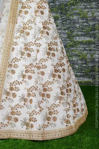 White Slub Silk Dori Sequins & Zari Embroidery Work Wedding Festival Party Wear Designer Lehenga Choli