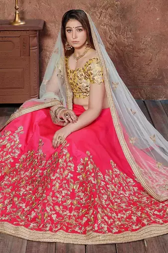 ENGAGING PINK THREAD, DORI & SEQUINS EMBROIDERED SILK SEMI STITCHED PARTY WEAR LEHENGA