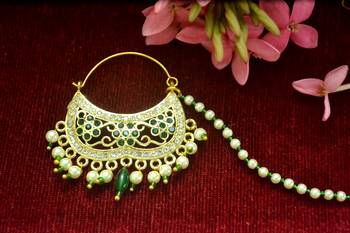 Gold kundan nath or nathni or naath with one pearl line nose-ring 2