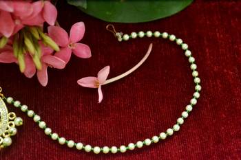 Gold kundan nath or nathni or naath with one pearl line nose-ring 3