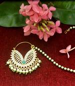 Gold kundan nath or nathni or naath with one pearl line nose-ring