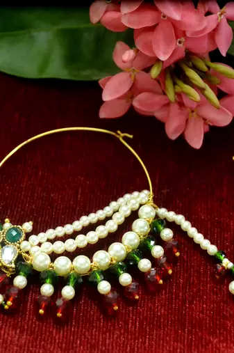 Gold kundan nath or nathni or naath with one pearl line nose-ring