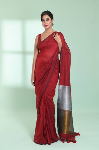 Red cotton saree with zari pallu