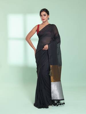 Black cotton saree with zari pallu 1