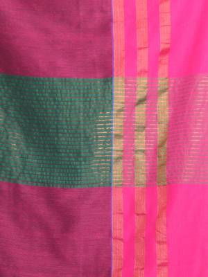 Green cotton saree with zari border 4