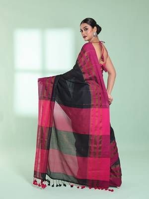Black cotton saree with zari border 3