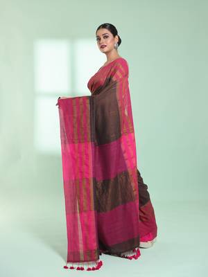 Brown cotton saree with zari border 2