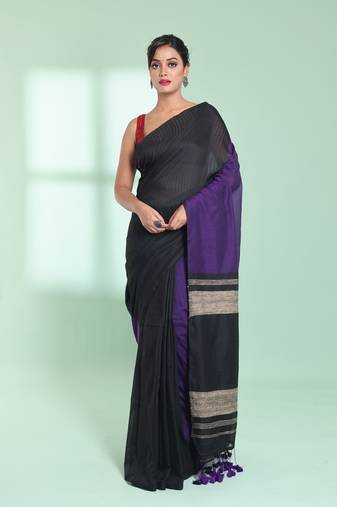 Black patli pallu cotton saree with texture design
