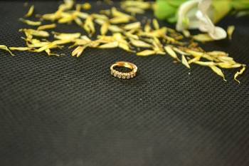 Designer circular hoop type premium diamond floral nosering nosepin for women 2