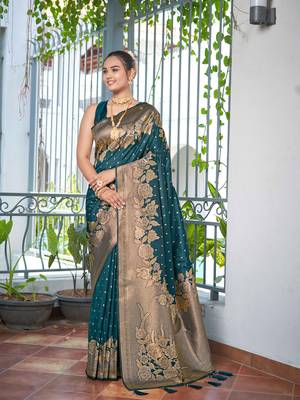 Banarasi Woven Bottol Green Saree With Heavy Jacquard Work Saree With Blouse Piece 1