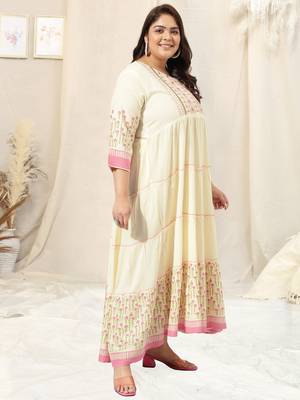 Ivory pink block print zari embroidery flared rayon kurti stiched kurta 2