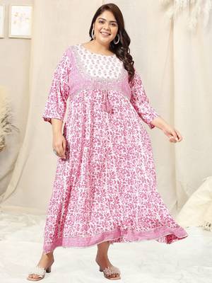 White pink batik print zari embroidery gotta patti anarkali rayon kurti stiched 1