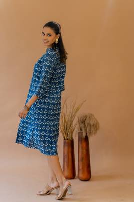 Blue cream princess line printed kantha work buttons cotton stiched kurta 5