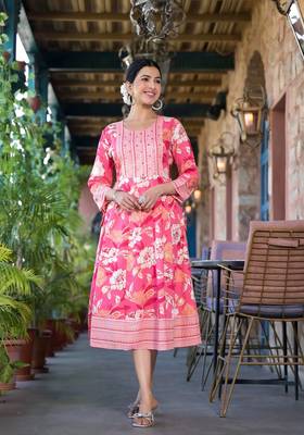 Pink peach floral print mirror embroidery work drawtring with fabric tassel rayon stiched kurta 1