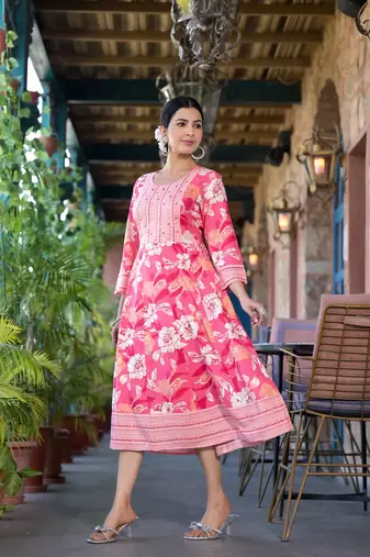 Pink peach floral print mirror embroidery work drawtring with fabric tassel rayon stiched kurta