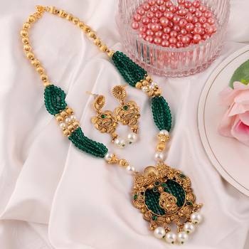 Mansiyaorange dark green matte gold temple theme maa lakshmi motif necklace set with earrings 2