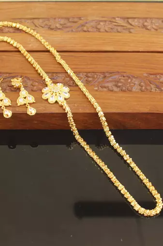 Designer gold plated cz moppu chain set