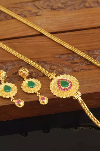 Designer gold plated cz moppu chain set