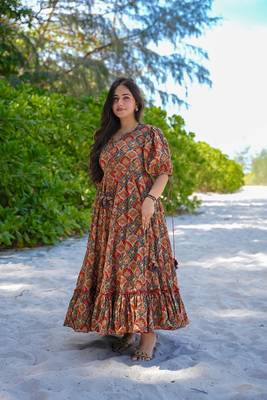 Beautiful multy colour girlish kurti with smart floral printed trendy cool looks 1