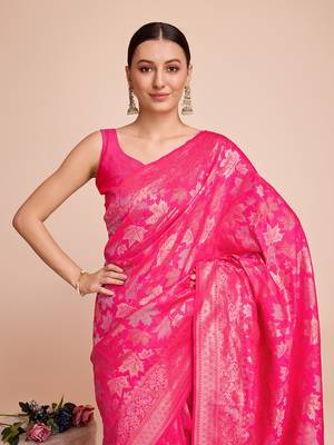 Pink Weaving Copper zari Handloom silk blend Ethnic Ceremonial Saree Rich Looks 3