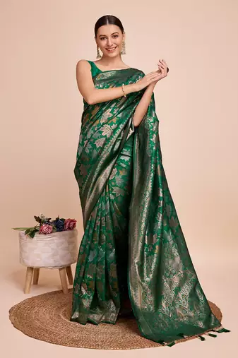 Green Weaving Copper zari Handloom silk blend Ethnic Ceremonial Saree Rich Looks
