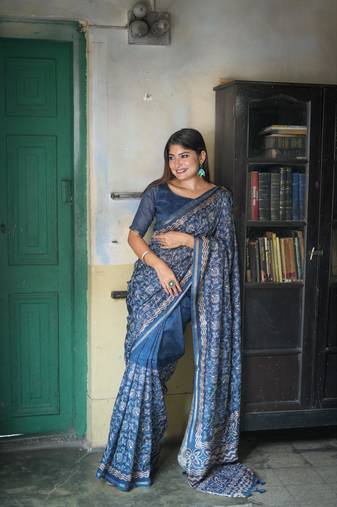 Graceful Batik Printed With Embroidery Work Blue tussar silk blend Ethnic Indian Festivewear Ceremonial Saree