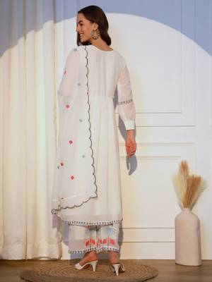 Georgette Scalloped and  Embroidered White Kurta with Palazzo 2