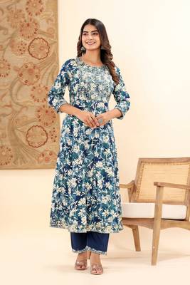 Women's navy blue embroidered anarkali kurta, pant with dupatta 3