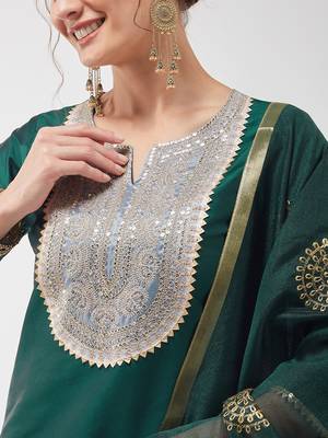 Pannkh women's festive solid lace yoke kurta with matching dupatta and pant set 4