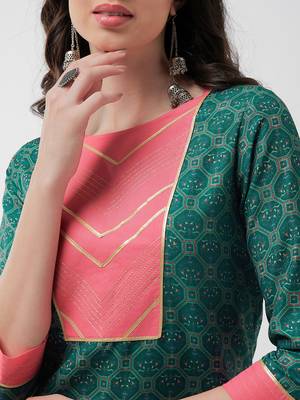 Pannkh women's wedding inspired allover printed yoke with lace insert kurta with pant set 4