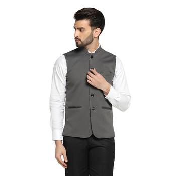 Men grey textured nehru jacket 1