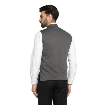 Men grey textured nehru jacket 4