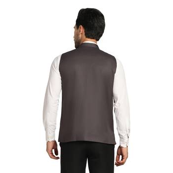 men grey solid nehru jacket 4