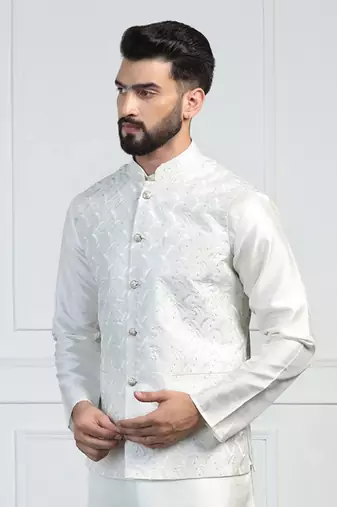 Men white embroidered jacket