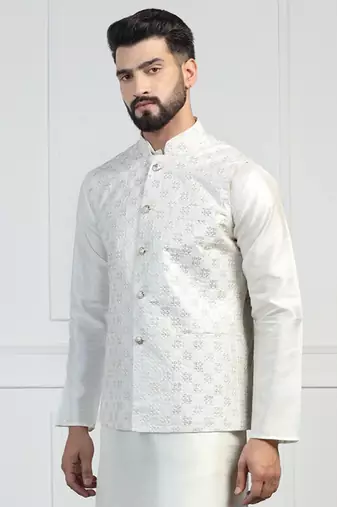 Men white embroidered jacket