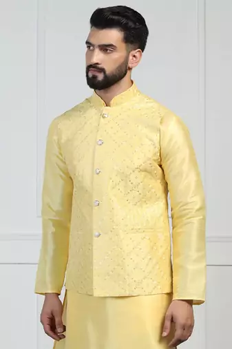 Men yellow embroidered jacket
