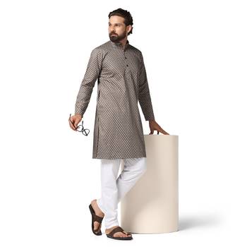 Men brown printed kurta pyjama set 1