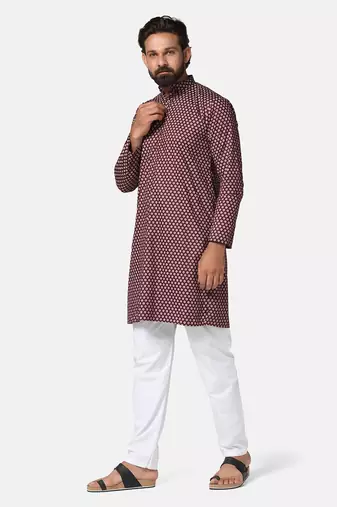 Men maroon printed kurta pyjama set