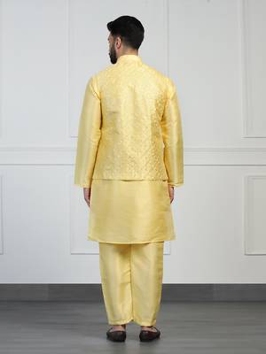 Men yellow embroidered jacket with kurta pyjama 4