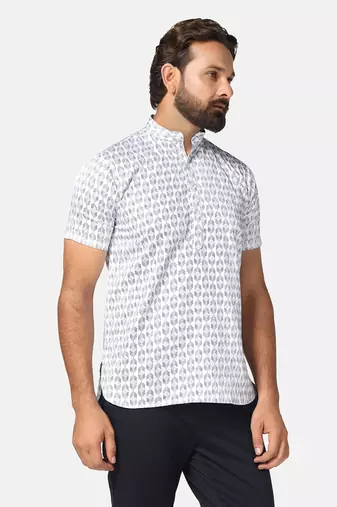 Men printed white short kurta