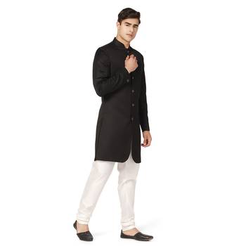 Men black indo sherwani 3