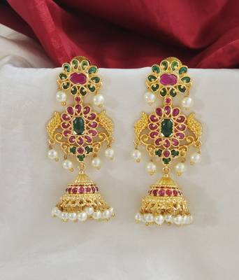 Gold toned kemp kempu jhumka earring 2