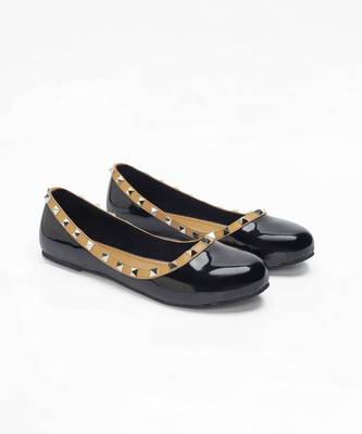 Valentino in black ballerinas 2