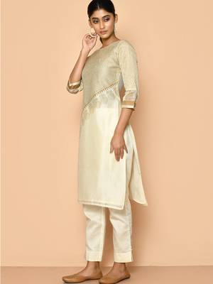 Zeba handloom maheshwari silk kurta set for women 3