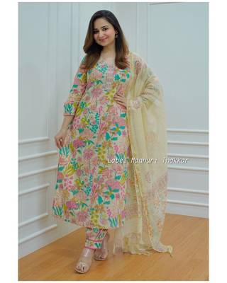 Cotton printed kurti With pant and dupatta 1