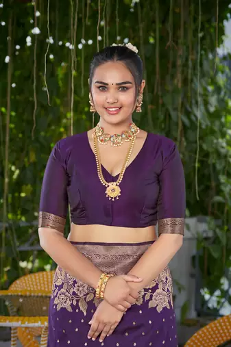 Banarasi Woven Purple Saree With Heavy Jacquard Work Saree With Blouse Piece